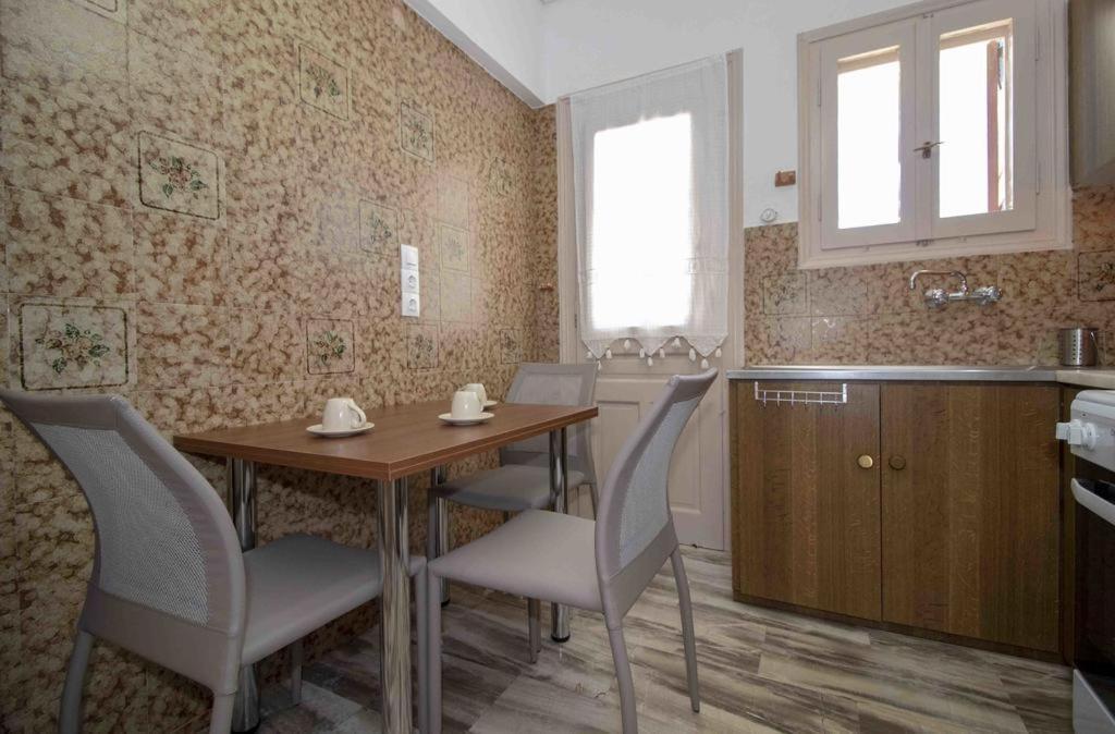 Manousi 2 - First Floor Villa Mystras Exterior photo