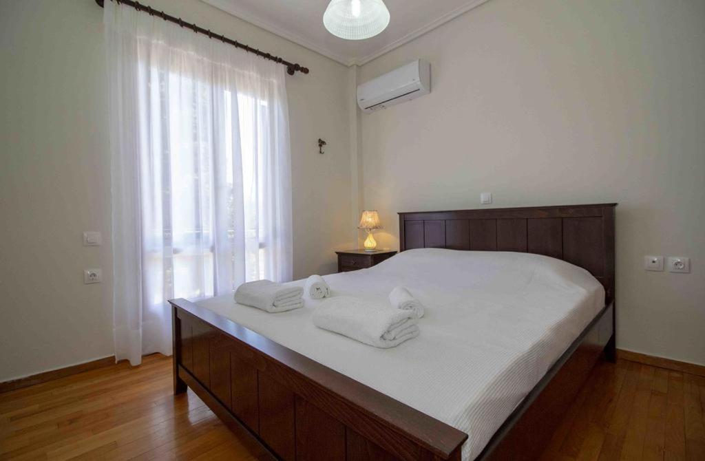 Manousi 2 - First Floor Villa Mystras Exterior photo